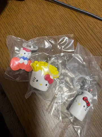 헬로키티 아메리칸 디자인 메지루시 액세서리 3개 세트