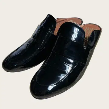 rabokigoshi 에나멜 가죽 로퍼 23 1/2 뮬