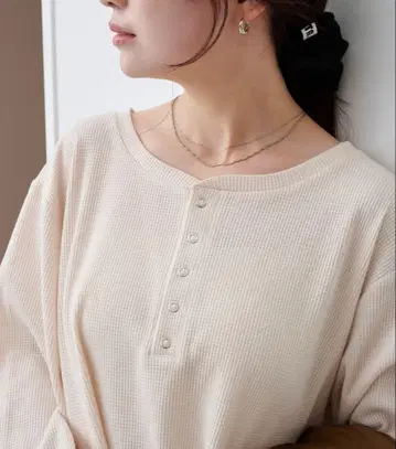 kastane 와플 헨리 풀오버 아이보리 숏 기장