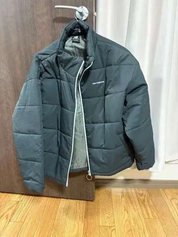 뉴발란스 자켓