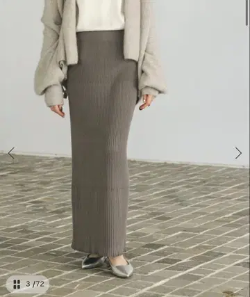 Noble 리브 니트 타이트 스커트 그레이