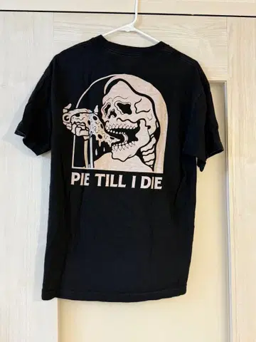 PIE TILL I DIE 티셔츠 블랙