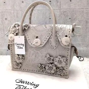 [ 미사용 택 포함 최근 모델 ] 카빙 트라이브스 모티브 마에스트라 S