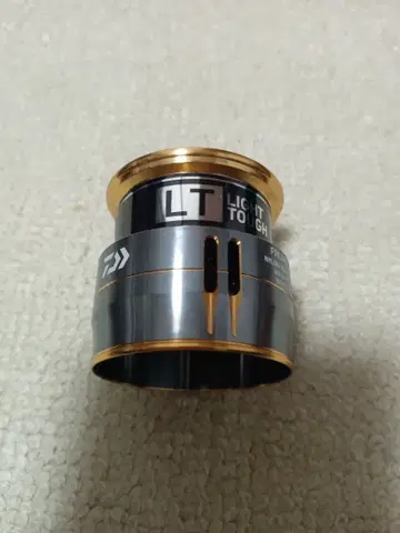 다이와 18프리 2000S-XH 스풀 미사용품