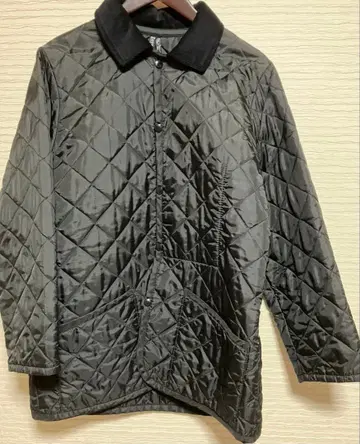 [새상품급] AVENHAM 블랙 퀼팅 자켓