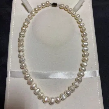 담수 바로크 화이트 목걸이