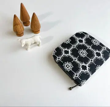 미나 페르호넨 컴팩트 지갑 핸드메이드