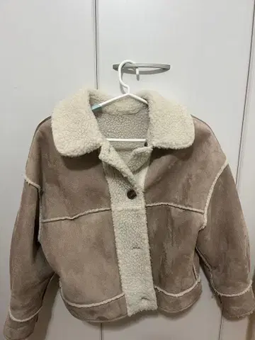 INGNI 보아 무스탕 자켓