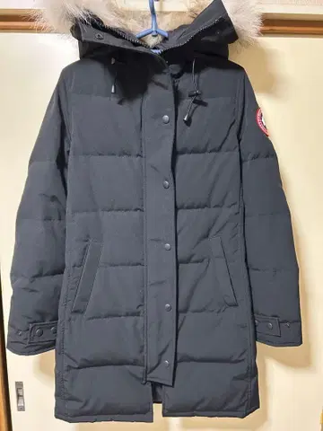 거의 미사용 Canada Goose 매켄지 S 블랙