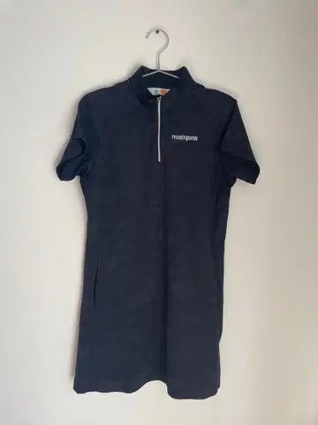 Munsingwear 블랙 반팔 폴로 원피스