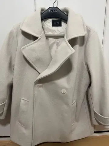 원 웨이 코트 화이트