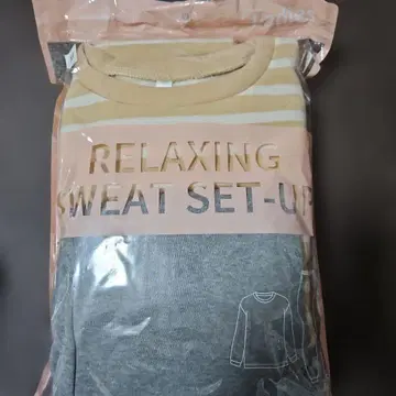 새상품 릴랙스 맨투맨 상하의 세트 M