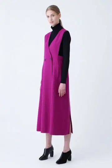 새상품급 ADORE 퍼플 더블 버튼 슬리브리스 드레스