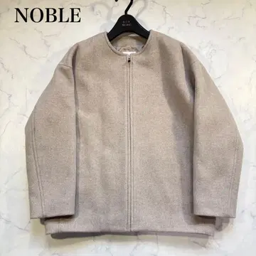 컨디션 최상 23AW 노블 MTR 칼라리스 지퍼 숏코트 베이지