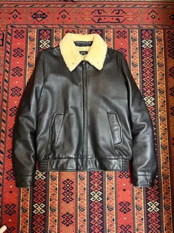 A.P.C 레더 봄버 자켓 단장 아페쎄