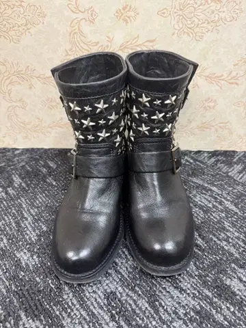 JIMMY CHOO 스타 스터드 엔지니어 부츠