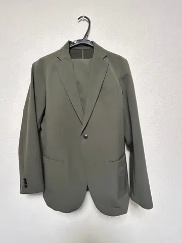 GU 캐주얼 수트 M 사이즈 2세트