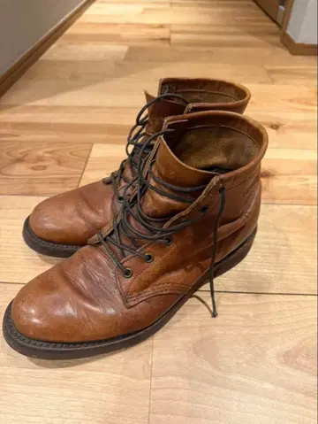 Chippewa 가죽 부츠 브라운