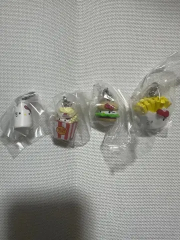 헬로키티 메지루시 액세서리 아메리칸 디자인