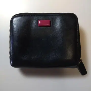 agnis b. 접이식 지갑 블랙과 빨간색