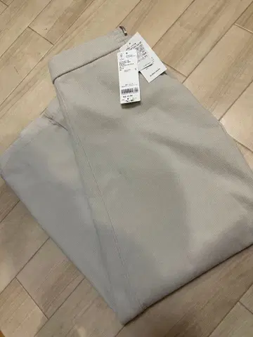 이지케어 코듀로이 스커트