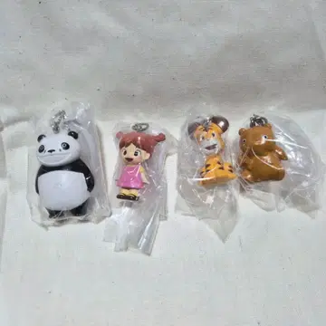 팬더 팬더 메지루시 액세서리 가챠가챠 4개 묶음 판매