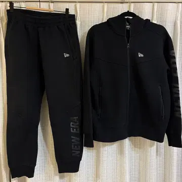 NEW ERA 블랙 맨투맨 세트 L