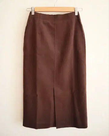 유나이티드 애로우즈 벨로아 스커트 36 사이즈