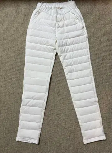 풀 하트 화이트 퀼팅 팬츠 여성용