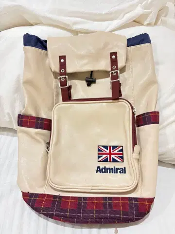 Admiral 아이보리 영국풍 체크 무늬 백팩 대용량