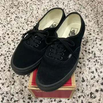 새상품급 반스 VANS 오센틱 블랙 스웨이드 27.0cm