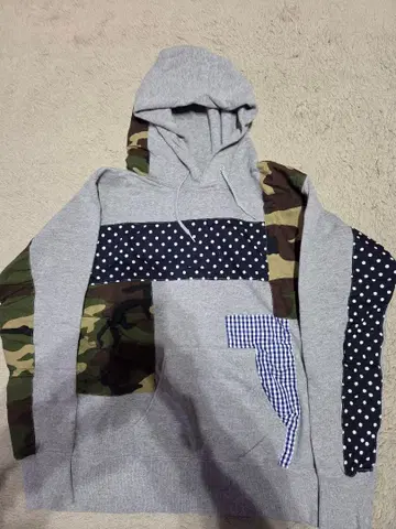 새상품급 SOPHNET 패치워크 후드 맨투맨 스마시프 착용 소프넷