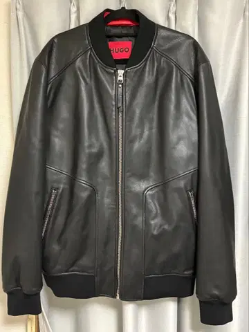 HUGO BOSS 가죽 자켓