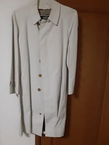 뉴요커 베이지 스텐카라 코트