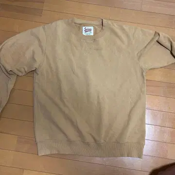 베이지 크루넥 맨투맨