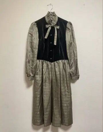 앤티크 원피스 카키 그린 원피스 체크 리본 프릴