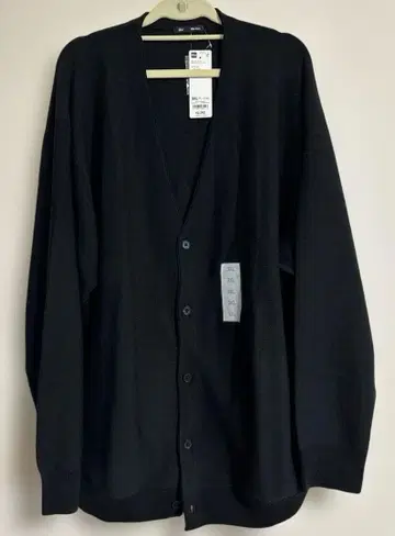 레어 새상품 GU 워셔블 V넥 가디건 3XL 블랙