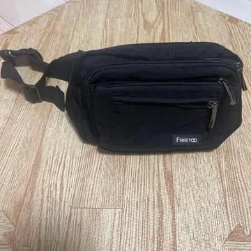 FAECTO 블랙 바디백