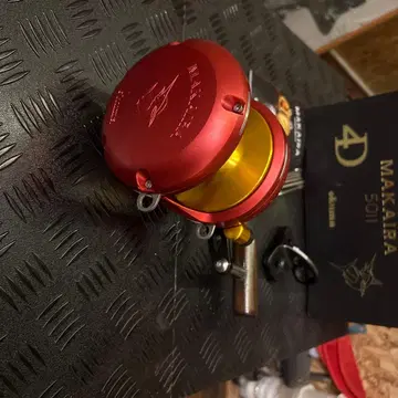 옥마 마카이라 50 커스텀 레드