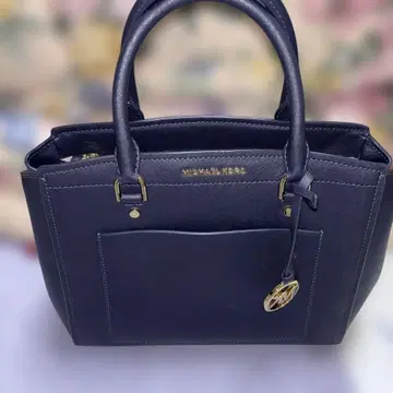 미사용품 MICHAEL KORS 네이비 핸드백