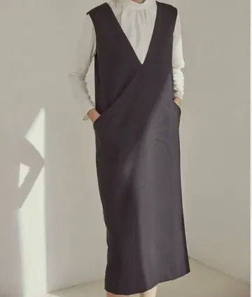 새상품급 theory luxe 롱 원피스 오버롤 스커트 블랙