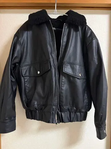 ZARA 가죽 자켓 빈티지 블랙