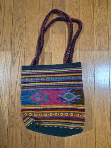 다색 스트라이프 토트백