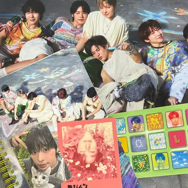 컬러 포토북 개봉앨범 (리쿠 포카 + 리쿠 폴라 + 포스터 + 스티커)