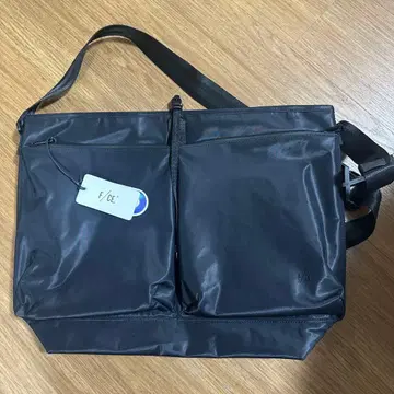 F/CE. RECYCLE TWILL COURIER SHOULDER