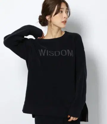 [ 미사용 ] 밴야드 스톰 몰 슬릿 니트 네이비