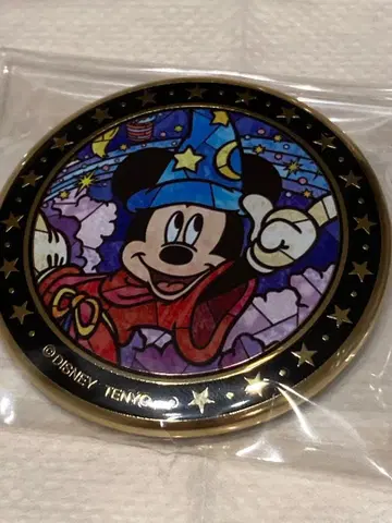 디즈니 금 배지 미키