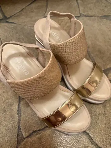 diana 베이지 웨지솔 샌들