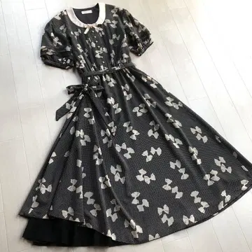 카네코 이사오 핀턱 도트 리본 택시 업 폴리 원피스