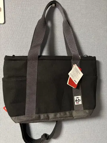 CHUMS 블랙 토트백